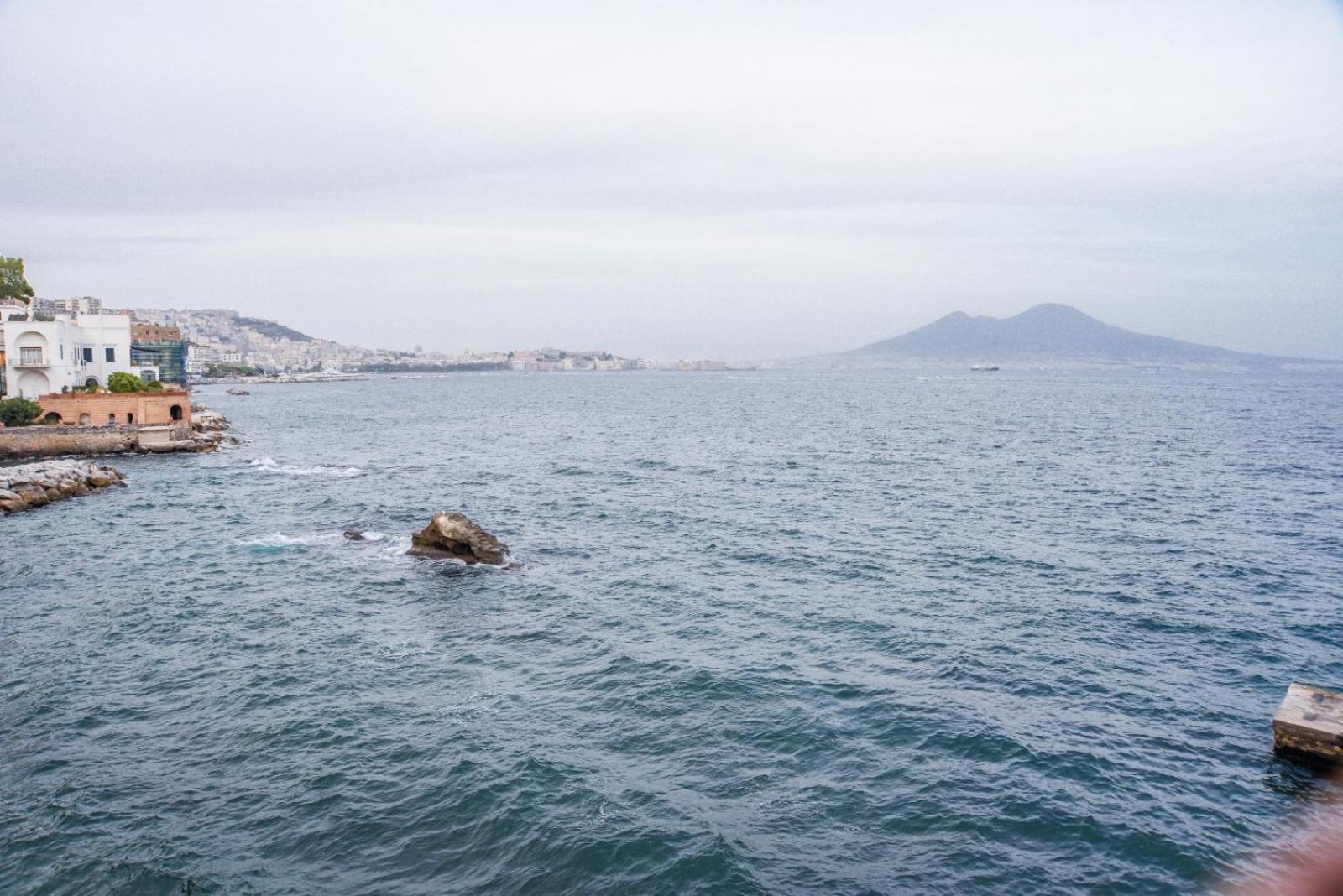 La Casa Sul Mare Apartment Naples Luaran gambar